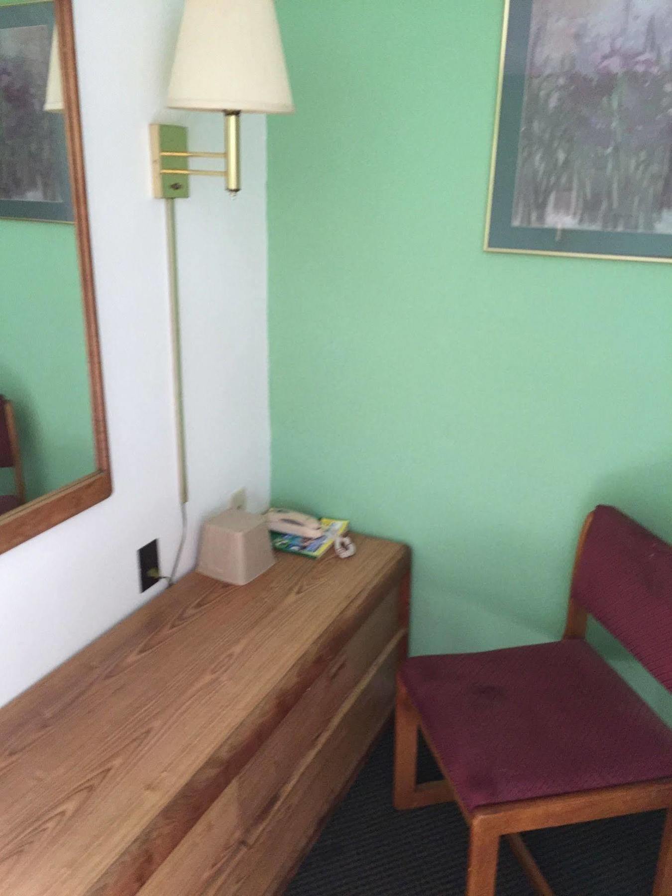 Woodridge Motel Терре-Хот Экстерьер фото